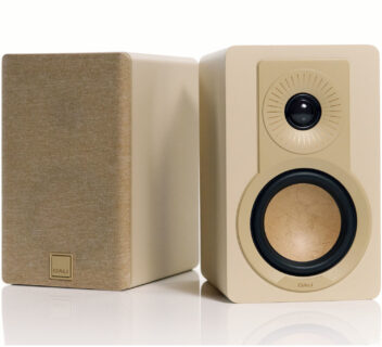 Dali Kupid Caramel White La Paire enceinte compacte 2 voies, design danois